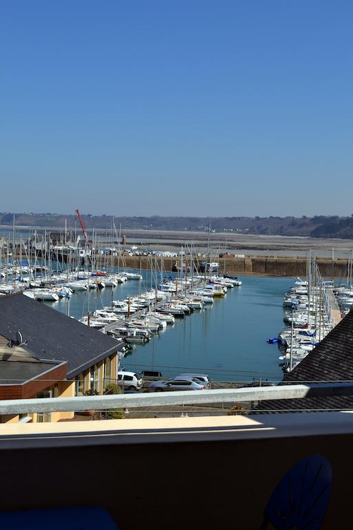 Au Bon Accueil Hotell Perros-Guirec Exteriör bild